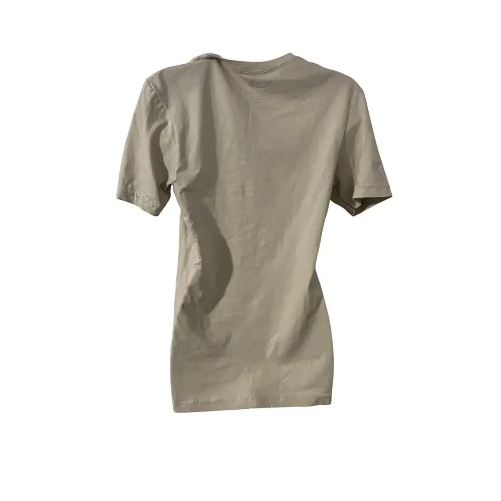 Lainey Wilson Graphic T-Shirt (NWOT) size XS - Picture 4 of 5